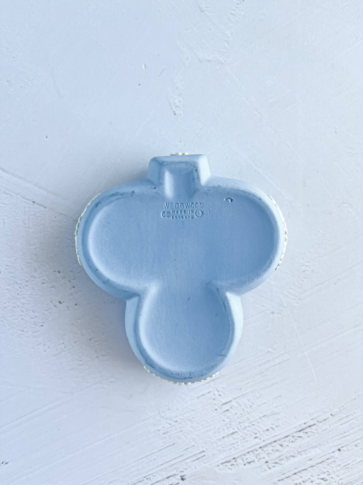 Wedgwood Jasperware Pale Blue Club Shape Box & Lid - SOSC Home