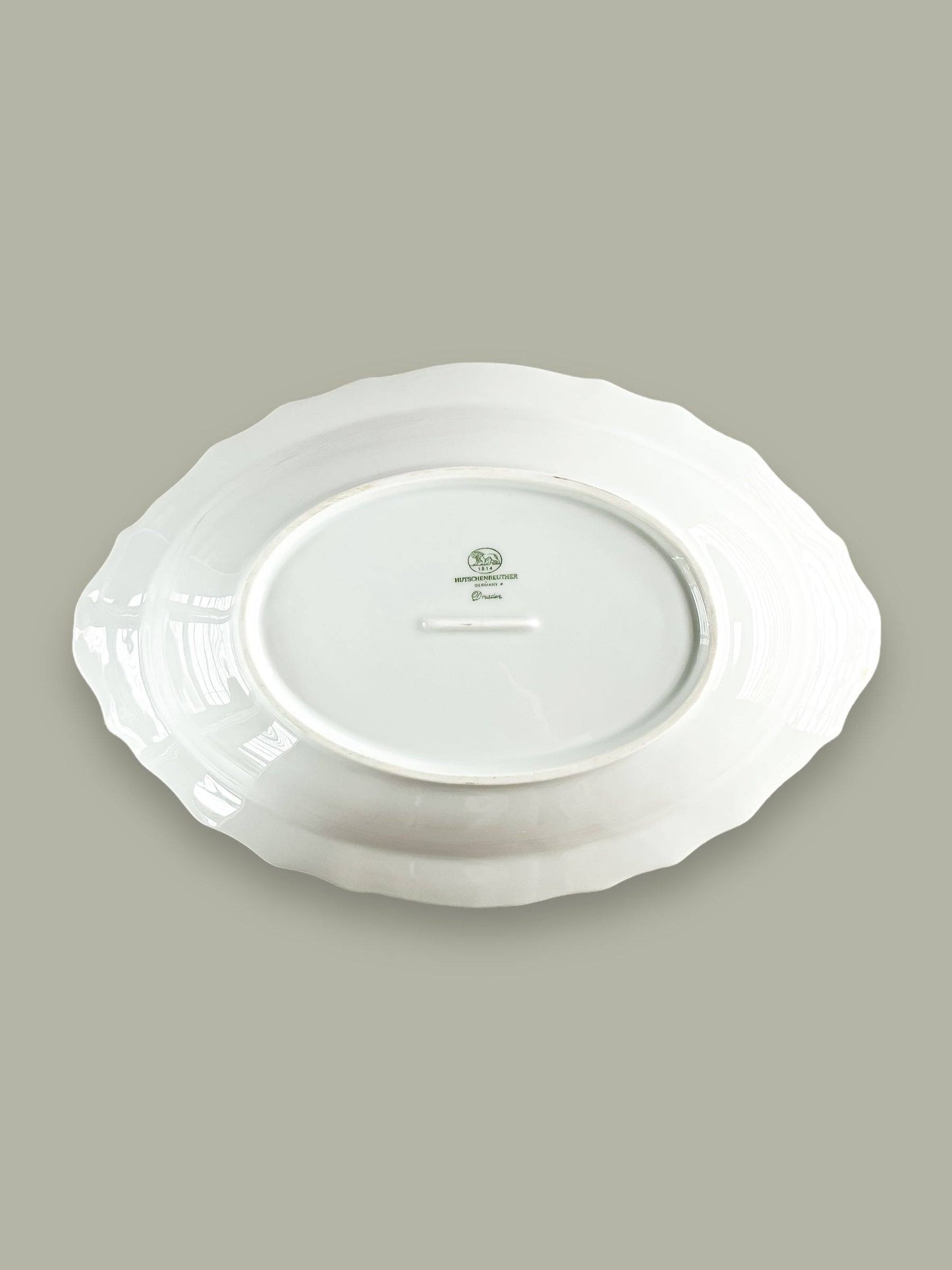 Hutschenreuther 33cm Oval Vegetable/Salad Bowl - ‘Dresden’ Collection in All White - SOSC Home