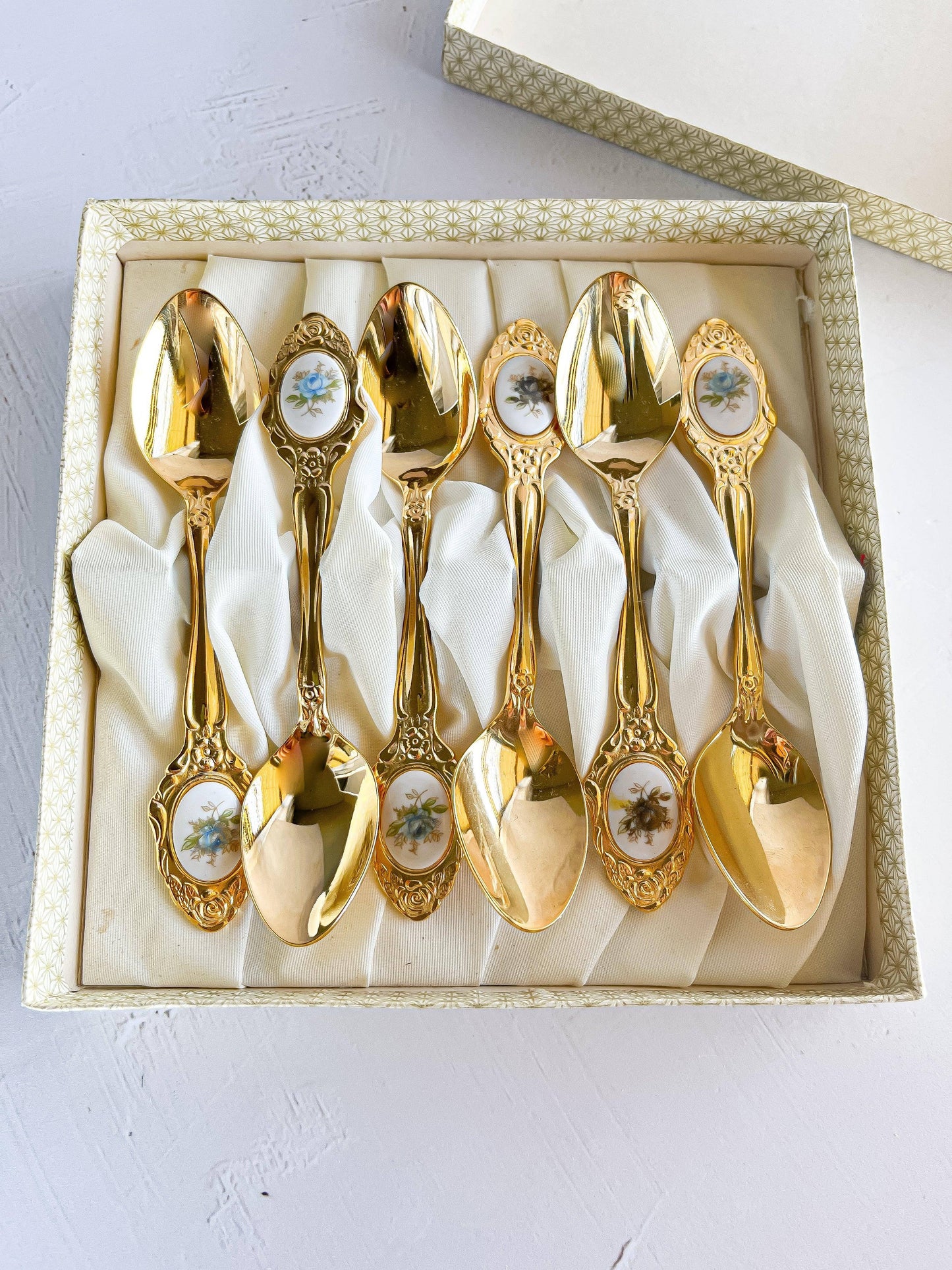 Eetrite 24k Gold-Plated Teaspoons with Blue Floral Medallion - Set of 6 - SOSC Home