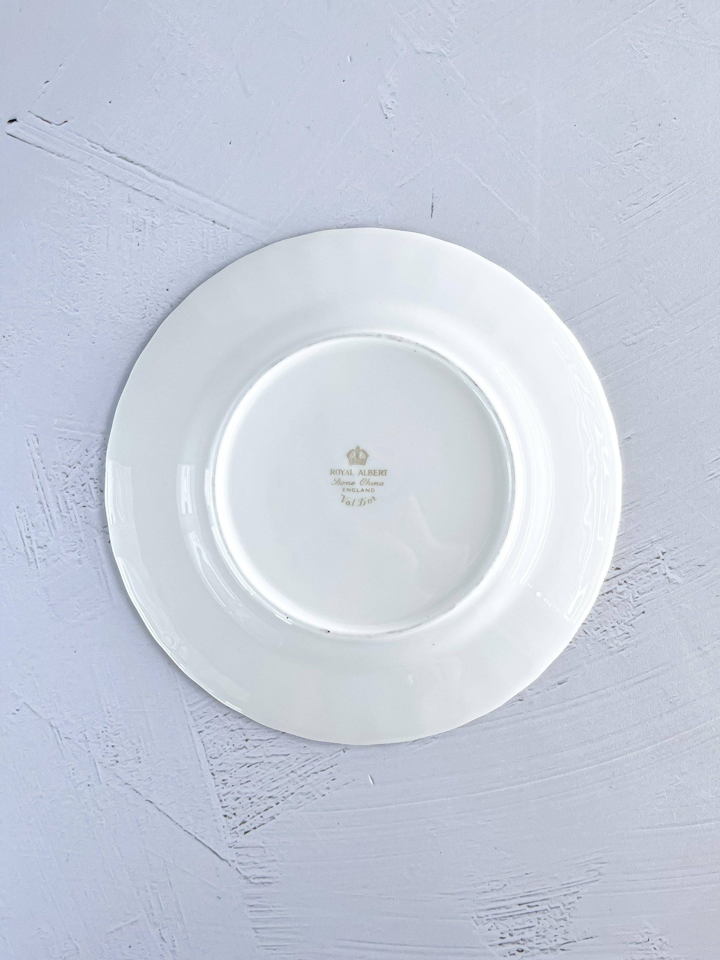 Royal Albert 21-Piece Tea Set | 'Val D'Or' Collection - SOSC Home