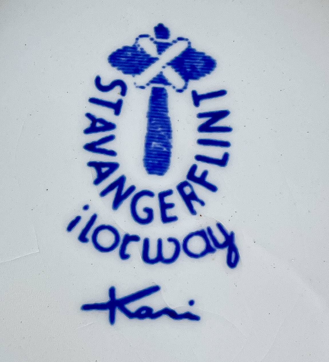 Stavangerflint Plate by Kari Nyquist | Scandinavian Design with Golfing Scene - SOSC Home