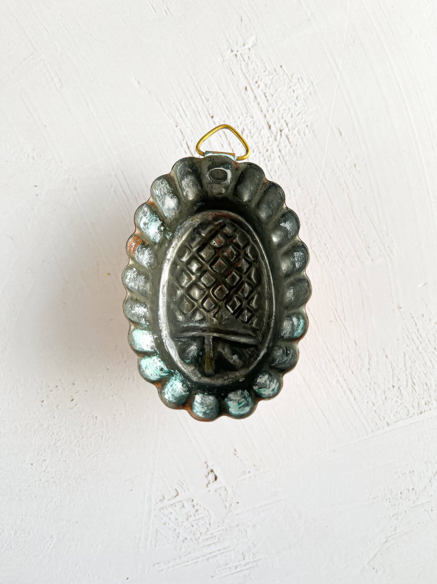 Vintage Small Copper Pineapple-Design Mould - SOSC Home