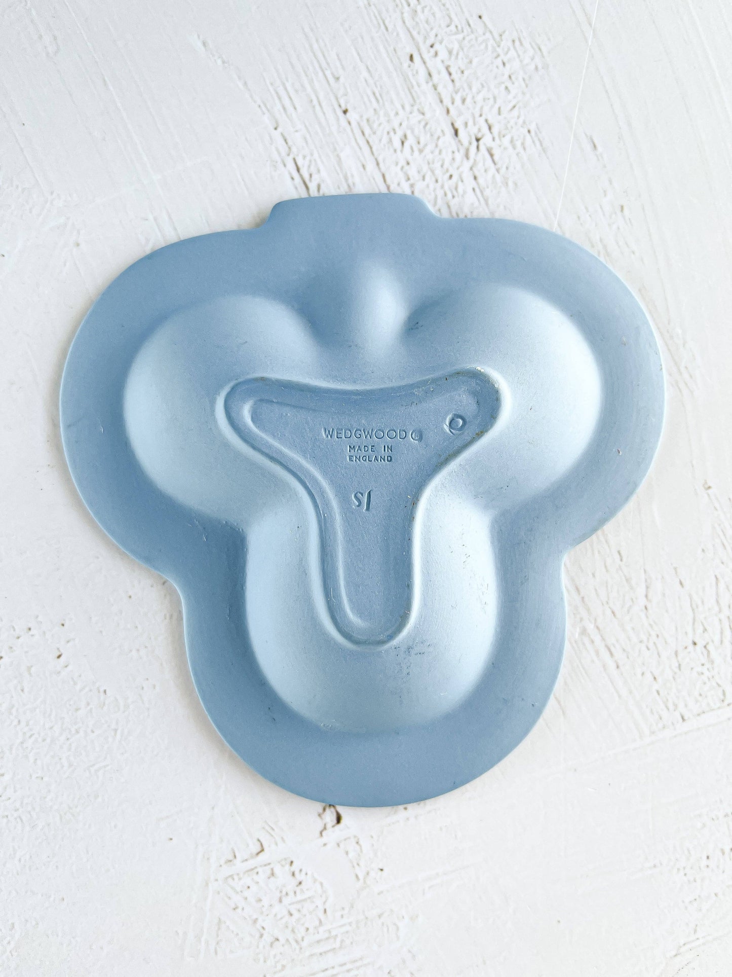 Wedgwood Pale Blue Small Club Shape Ashtray - Multiple Variants - SOSC Home