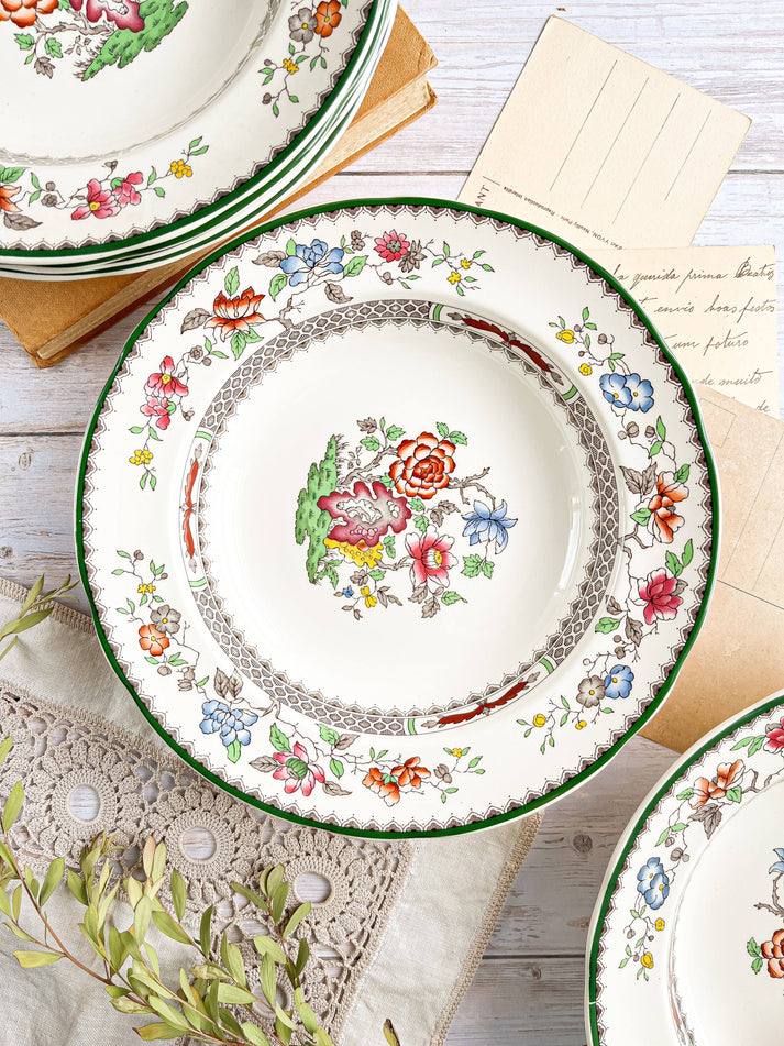 Exploring the Classic Beauty of the Spode ‘Chinese Rose’ Collection - SOSC Home