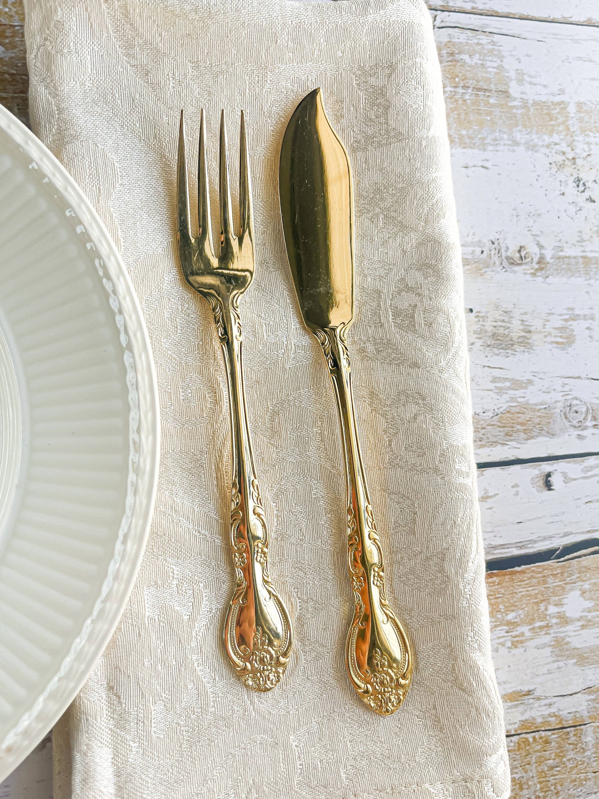 Oneida Gold-Plated Set of 6 Fish Forks and 6 Fish Knives - 'Golden Malmaison' Pattern - SOSC Home