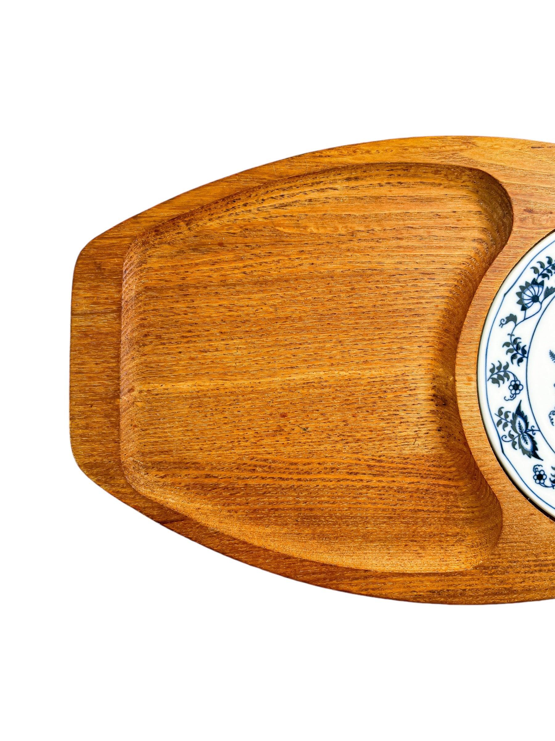 Blue Danube Oblong Wooden Cheese Board with Tile - 'Blue Onion' Collection - SOSC Home