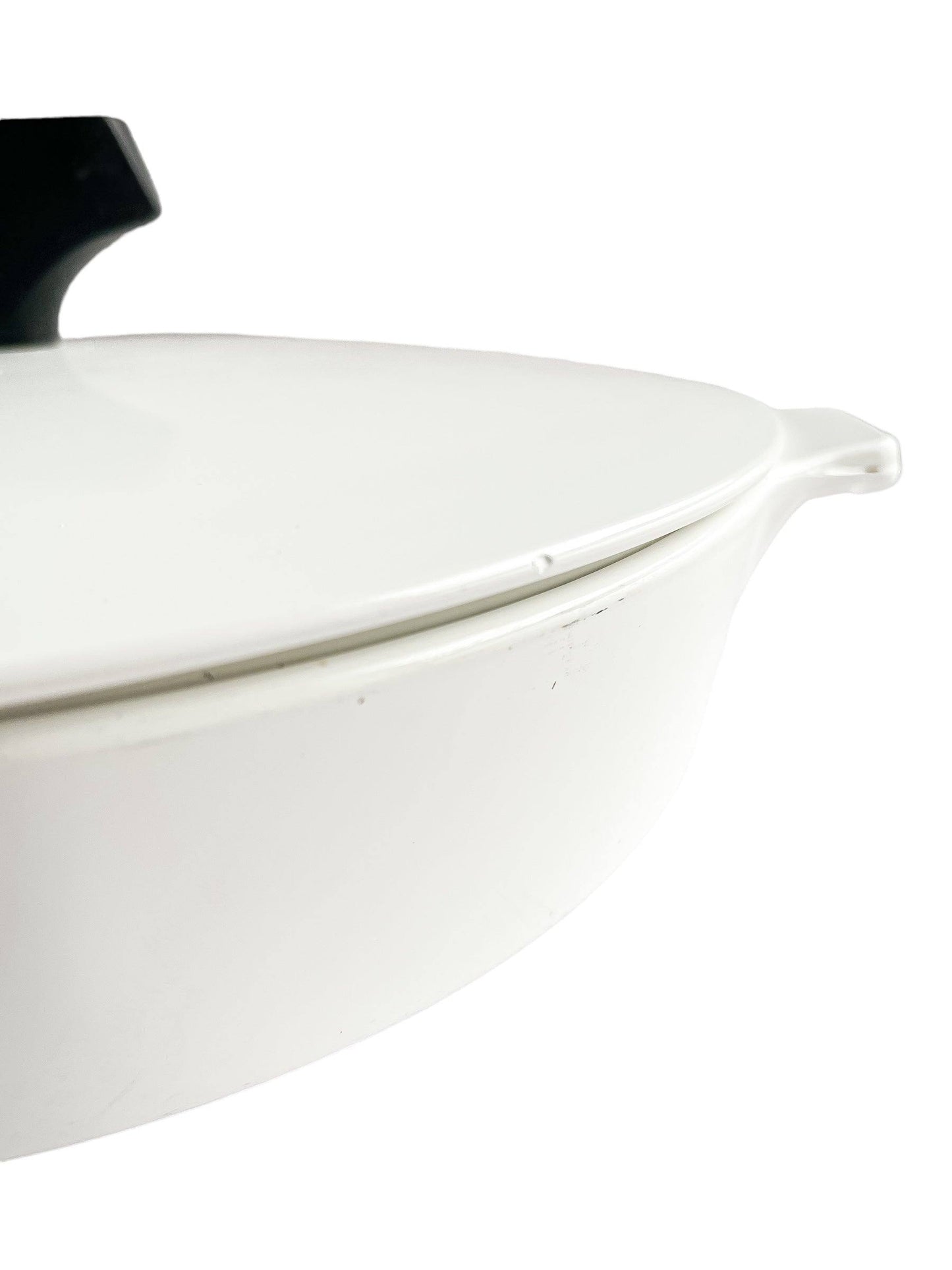 CorningWare White Narrow Rim Skillet with Lid (B-10) - 'Centura' Collection - SOSC Home