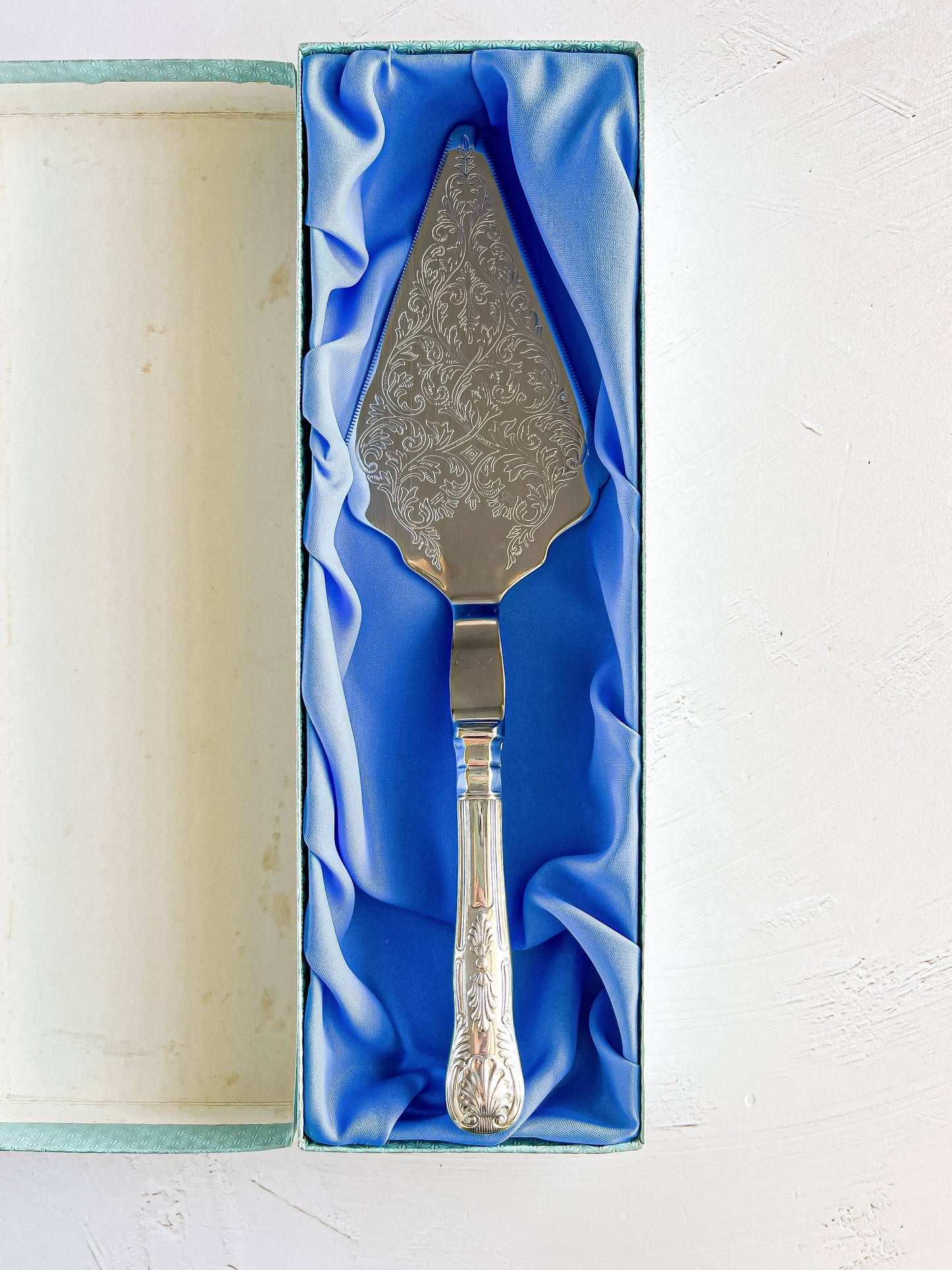 Eetrite Boxed Silver-Plated Large Cake Server - 'Kings' Pattern - SOSC Home