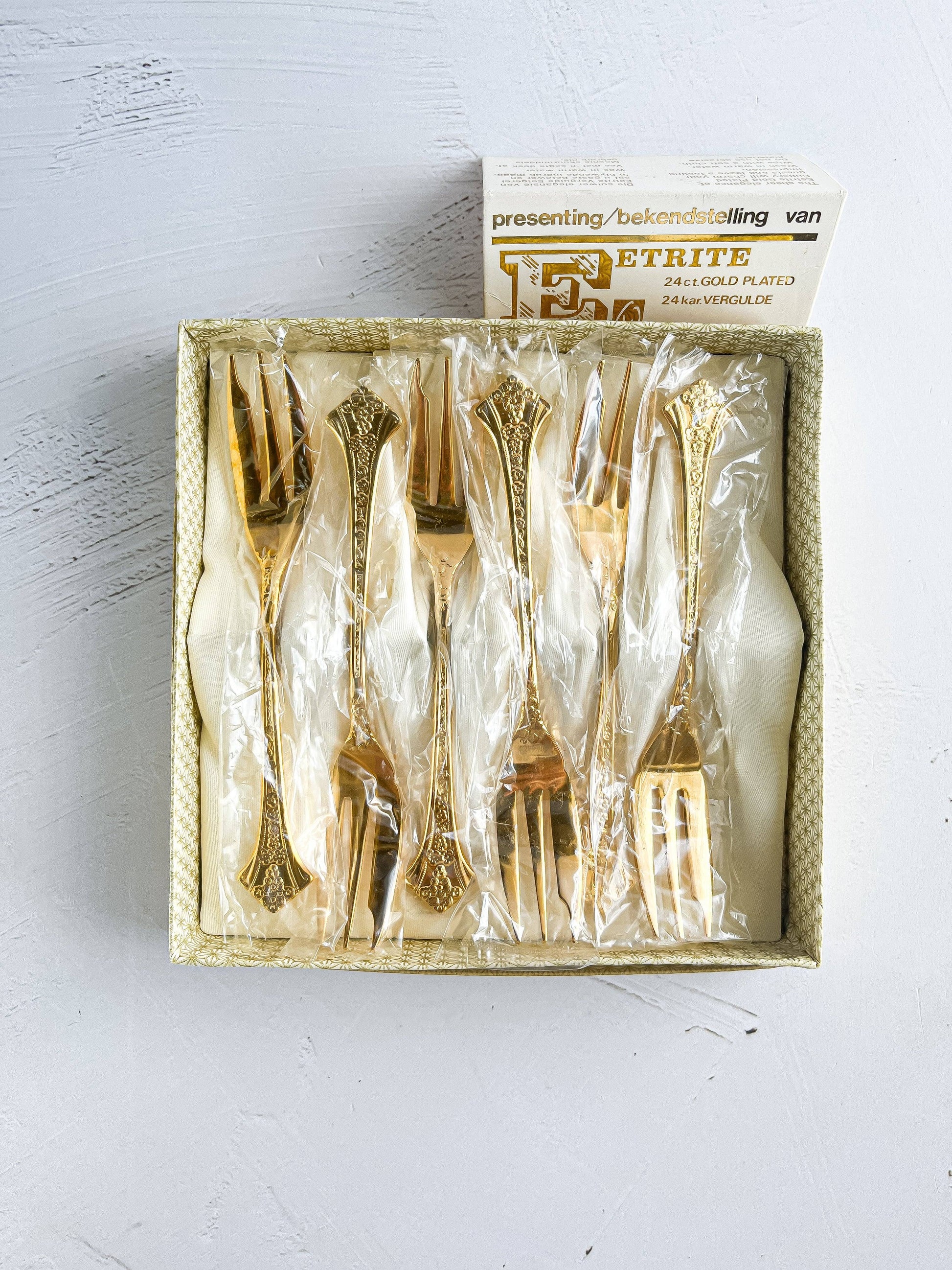 Eetrite 'Fleur' Collection 24 Carat Gold-Plated Cake Forks - Set of 6 - SOSC Home