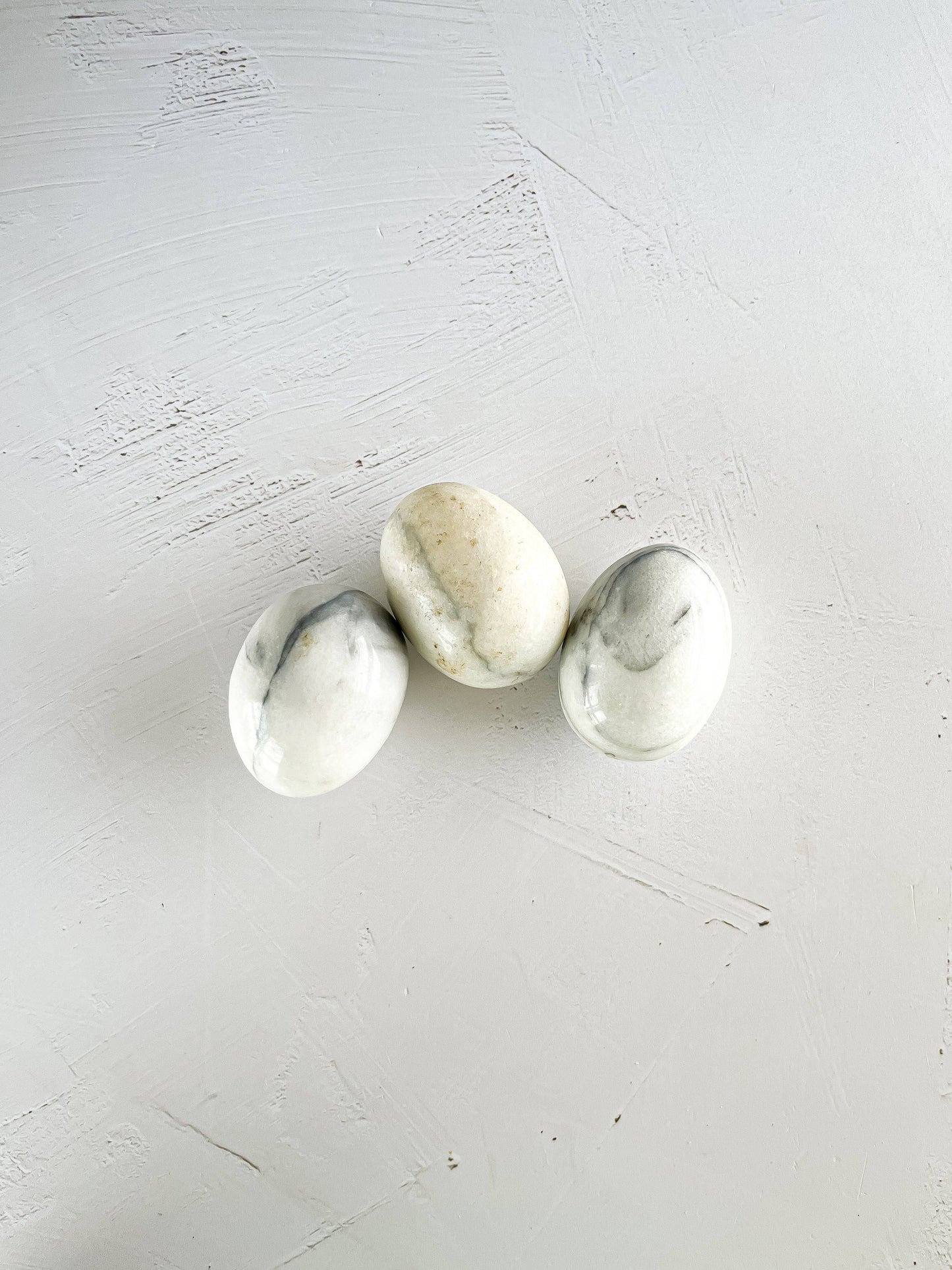 Elegant Set of 3 Decorative Marble Eggs - Unique Patterns of Whites and Greys - SOSC Home