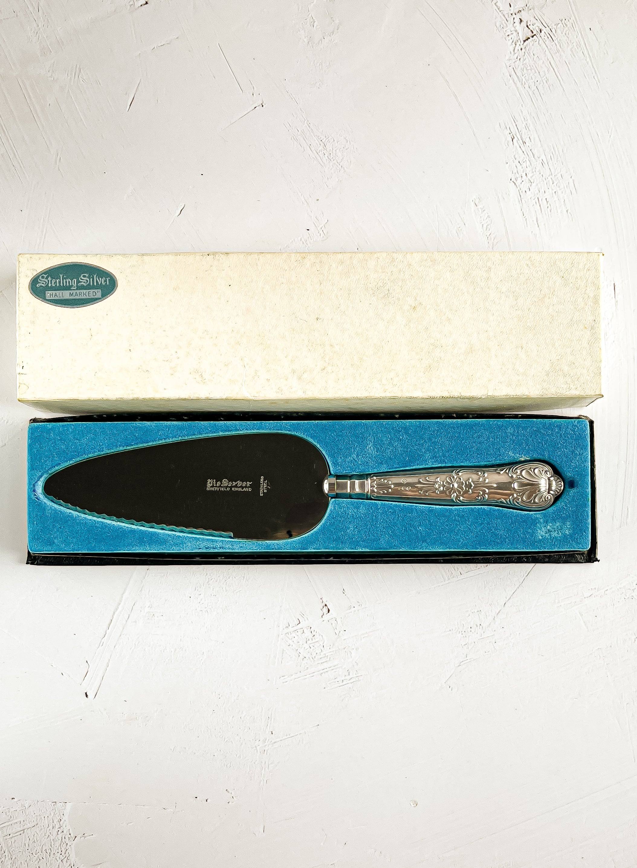 Harrison Brothers Sheffield Sterling Silver Pie Server with