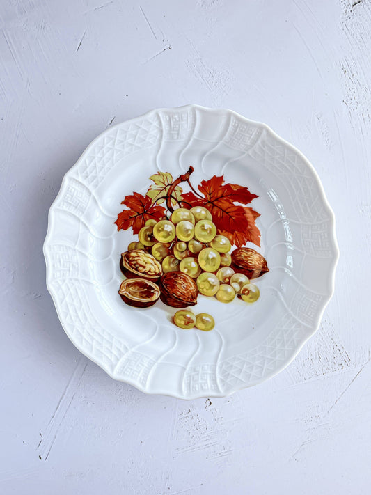 Hutschenreuther Luncheon Plate from the ‘Dresden’ Collection - Unnamed Pattern with Grape Design - SOSC Home