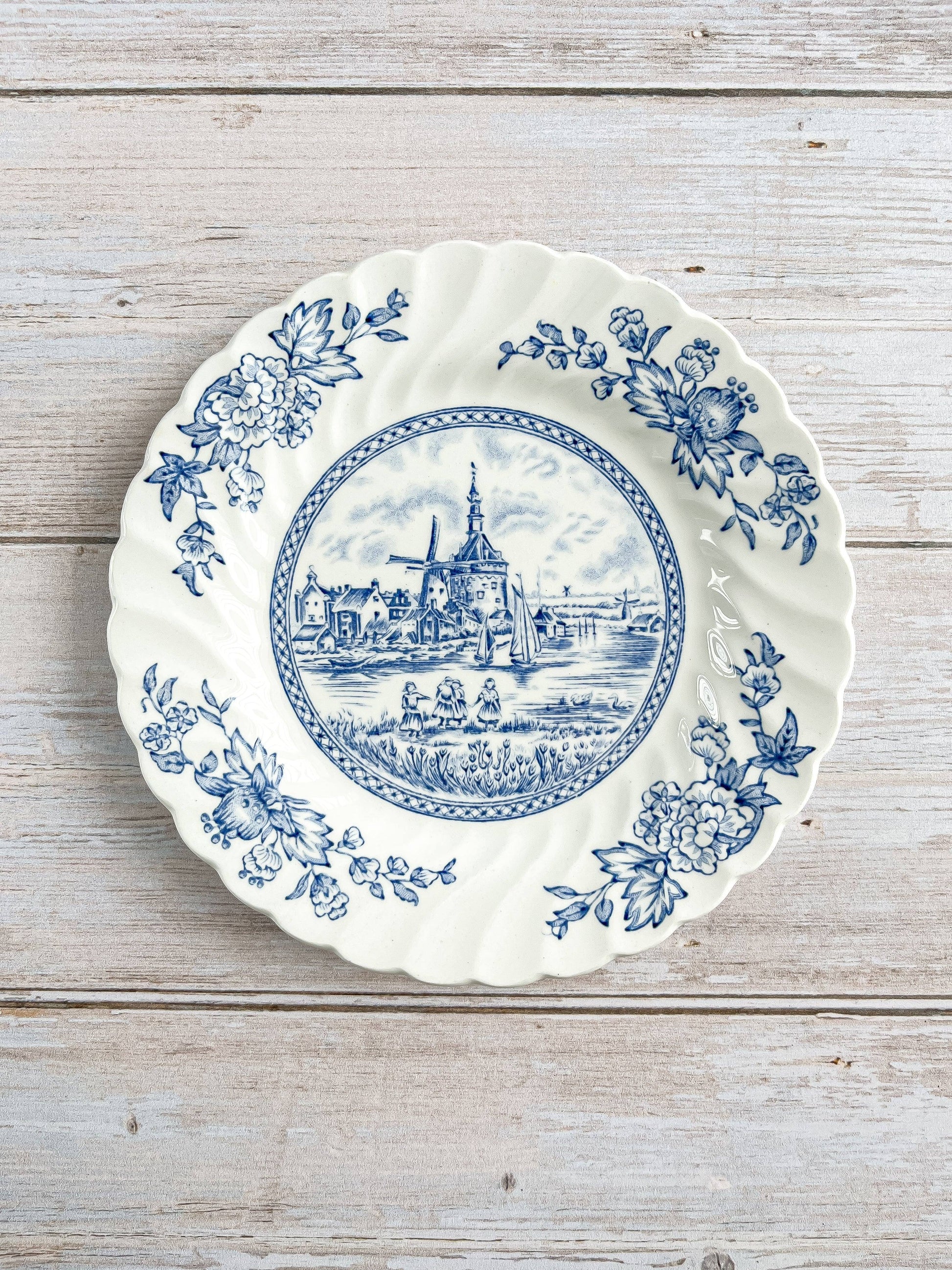 Johnson Bros Bread and Butter Plate - ‘Tulip Time’ in Blue Collection - SOSC Home