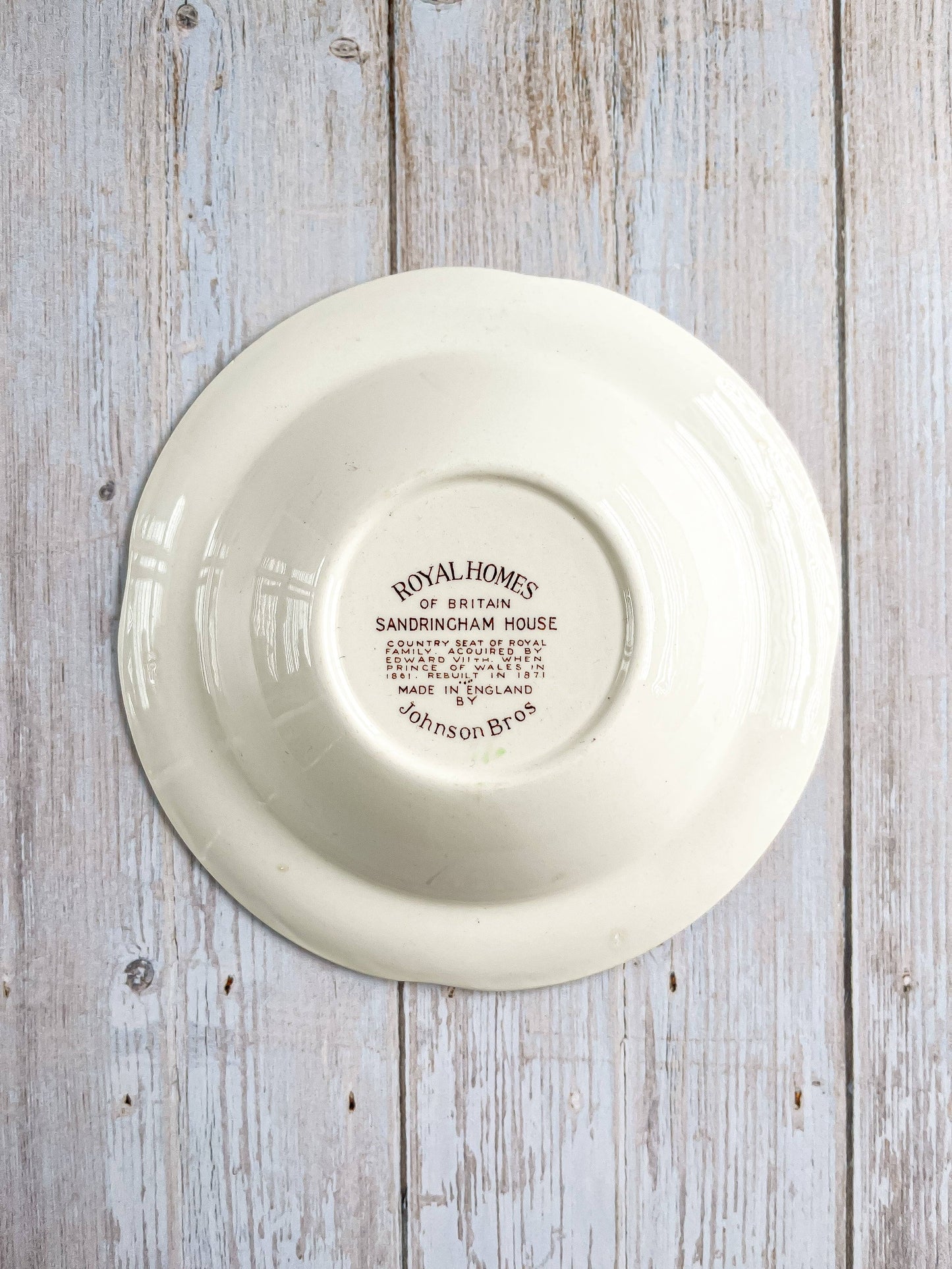 Johnson Bros ‘Royal Homes of Britain’ Collection Cereal Bowl - 'Sandringham House' Design - SOSC Home