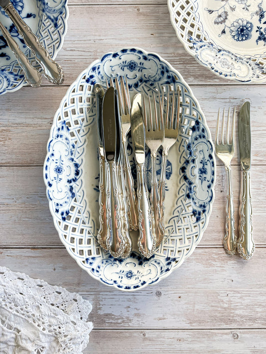 Oneida 'Flirtation' Design Silver-Plated Cutlery Set - by Spilhaus - SOSC Home
