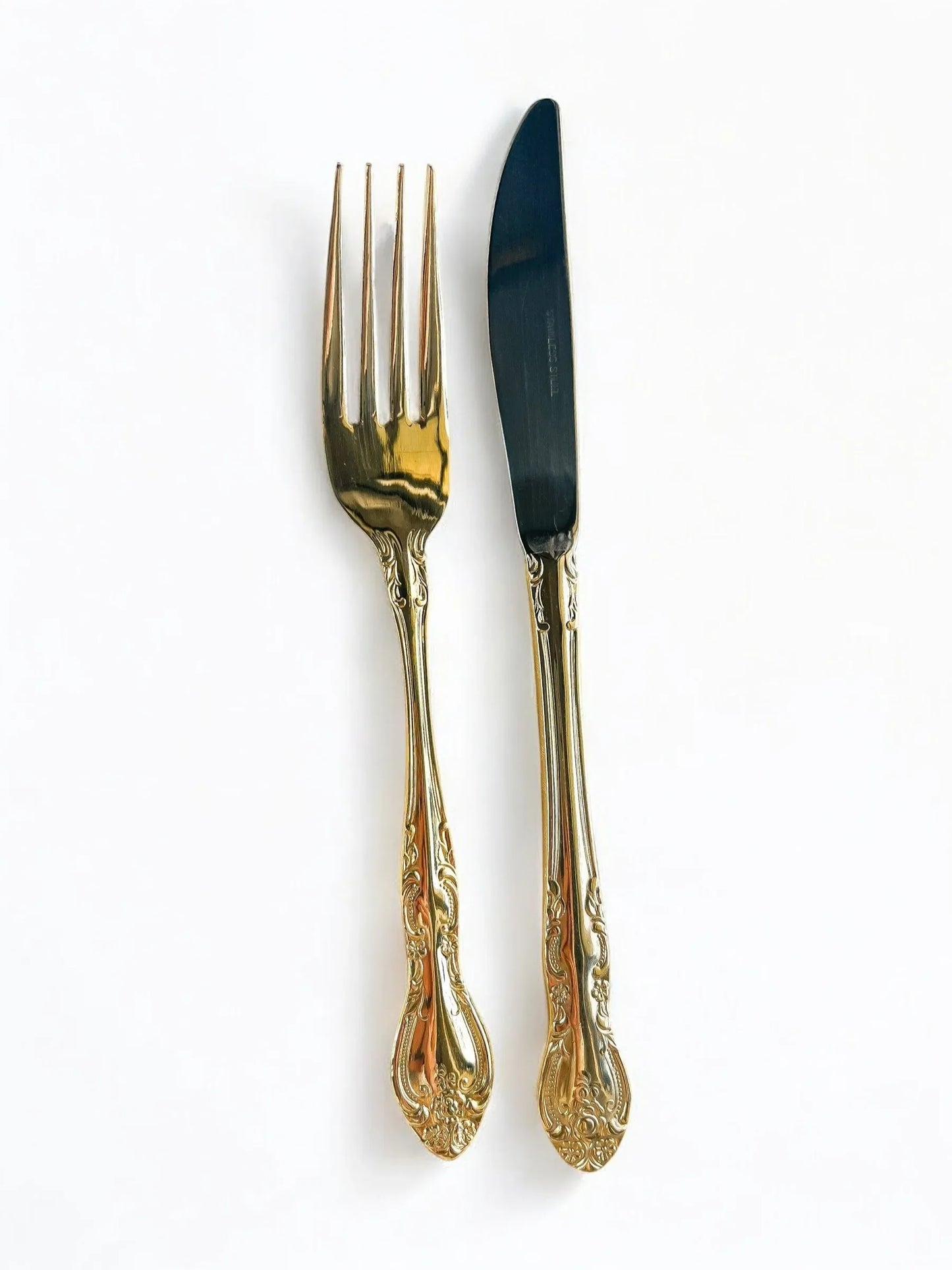 Oneida Gold-Plated Dinner Cutlery Set – 6 Forks & 6 Knives | ‘Golden Malmaison’ Pattern - SOSC Home