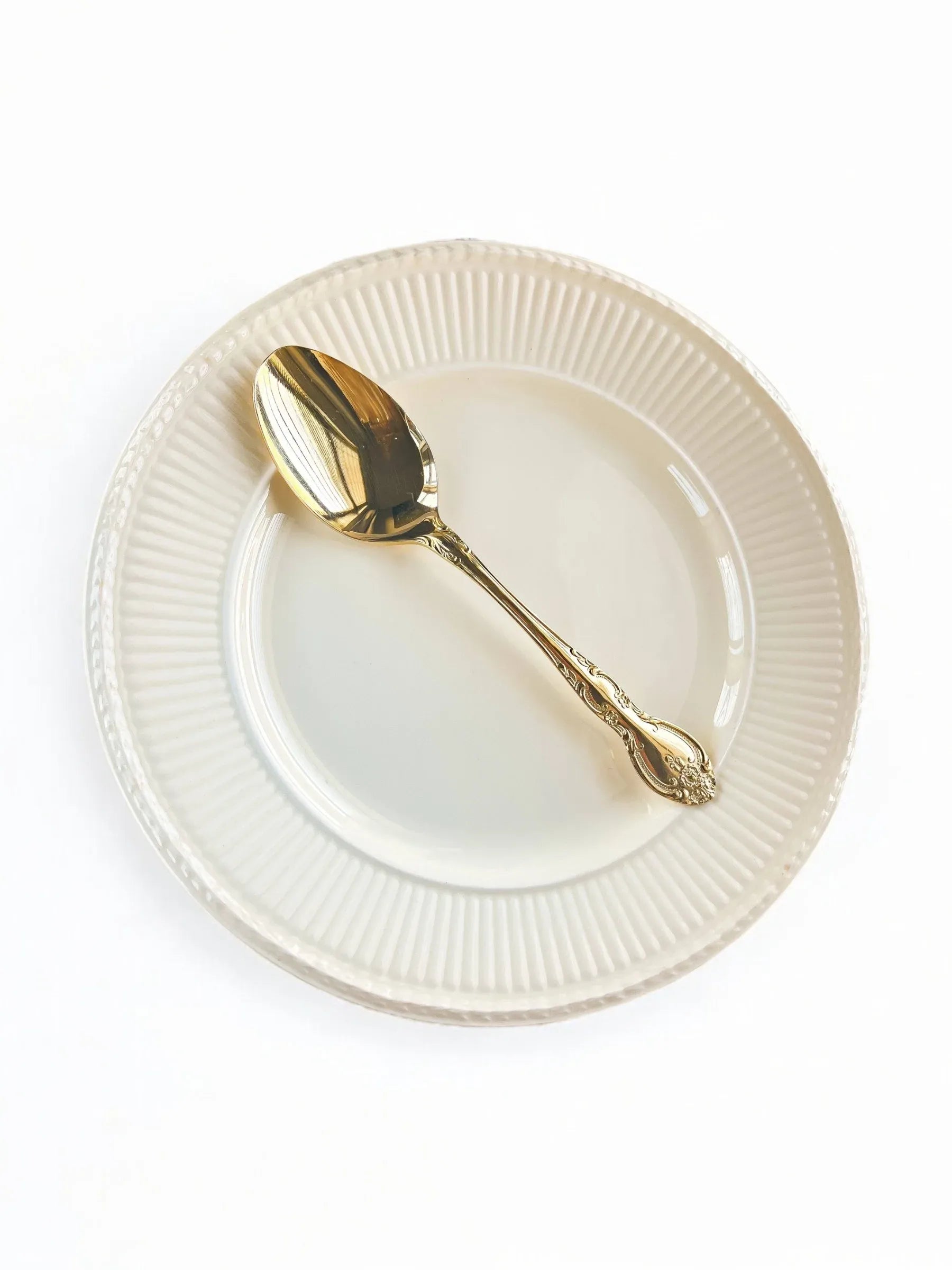 Oneida Set of 6 Gold-Plated Dessert/Place Spoons | 'Golden Malmaison' Pattern - SOSC Home