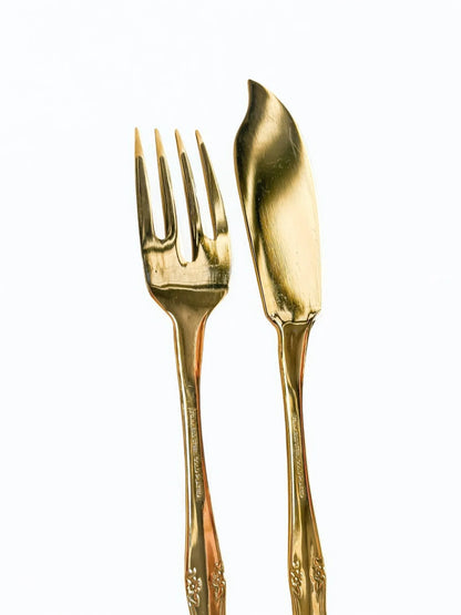 Oneida Set of 6 Gold-Plated Fish Cutlery – 6 Forks & 6 Knives | ‘Golden Malmaison’ Pattern - SOSC Home