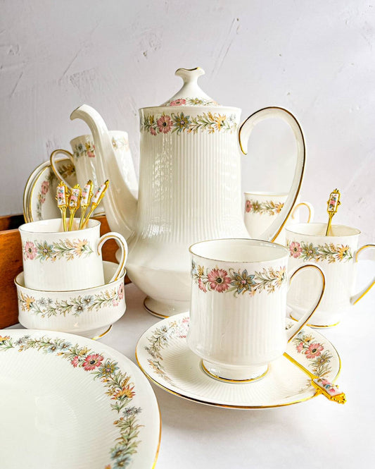 Paragon 'Belinda' Fine Bone China Set - Variants Available - SOSC Home