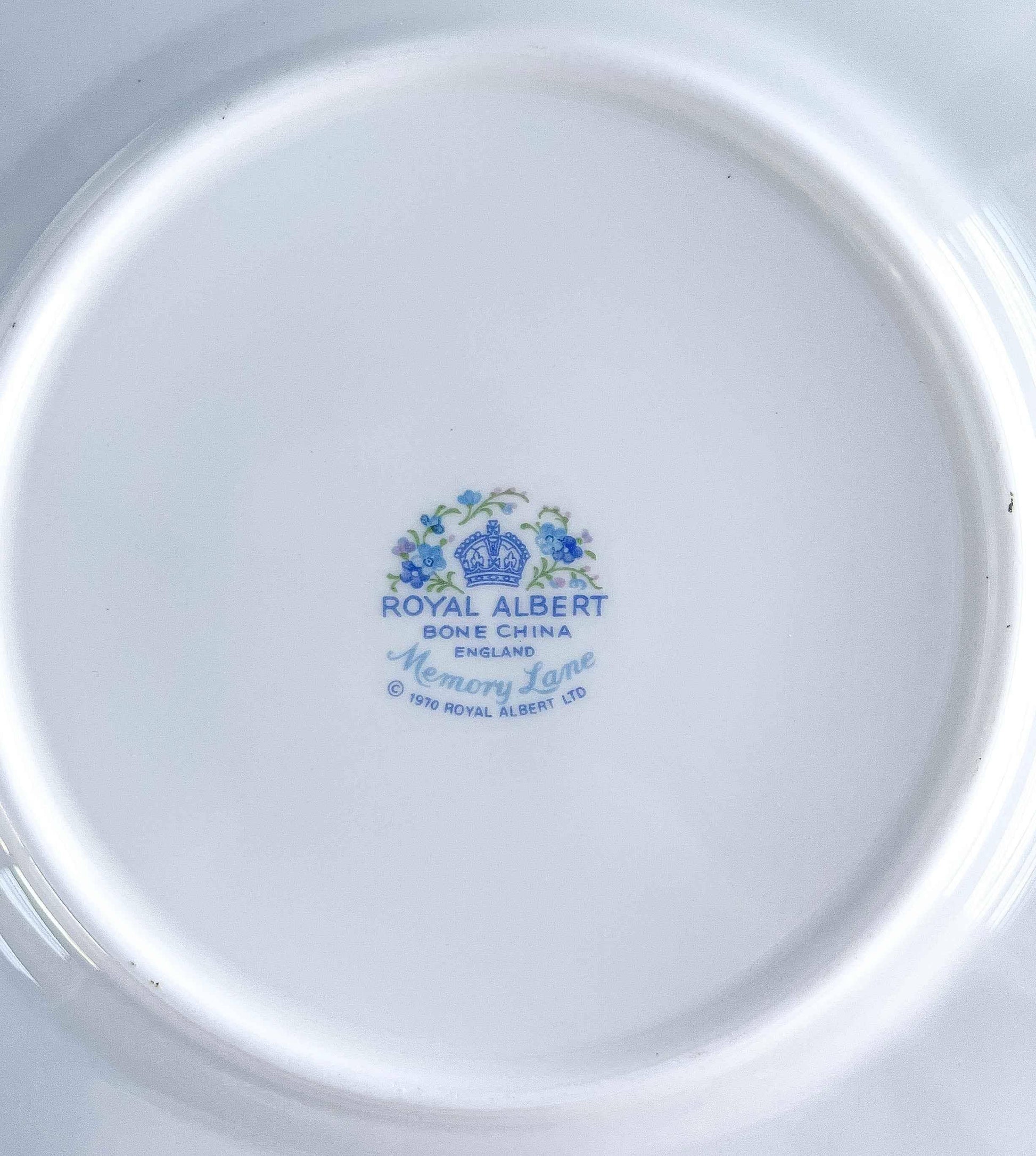 Royal Albert Luncheon Plate - 'Memory Lane' Collection - SOSC Home