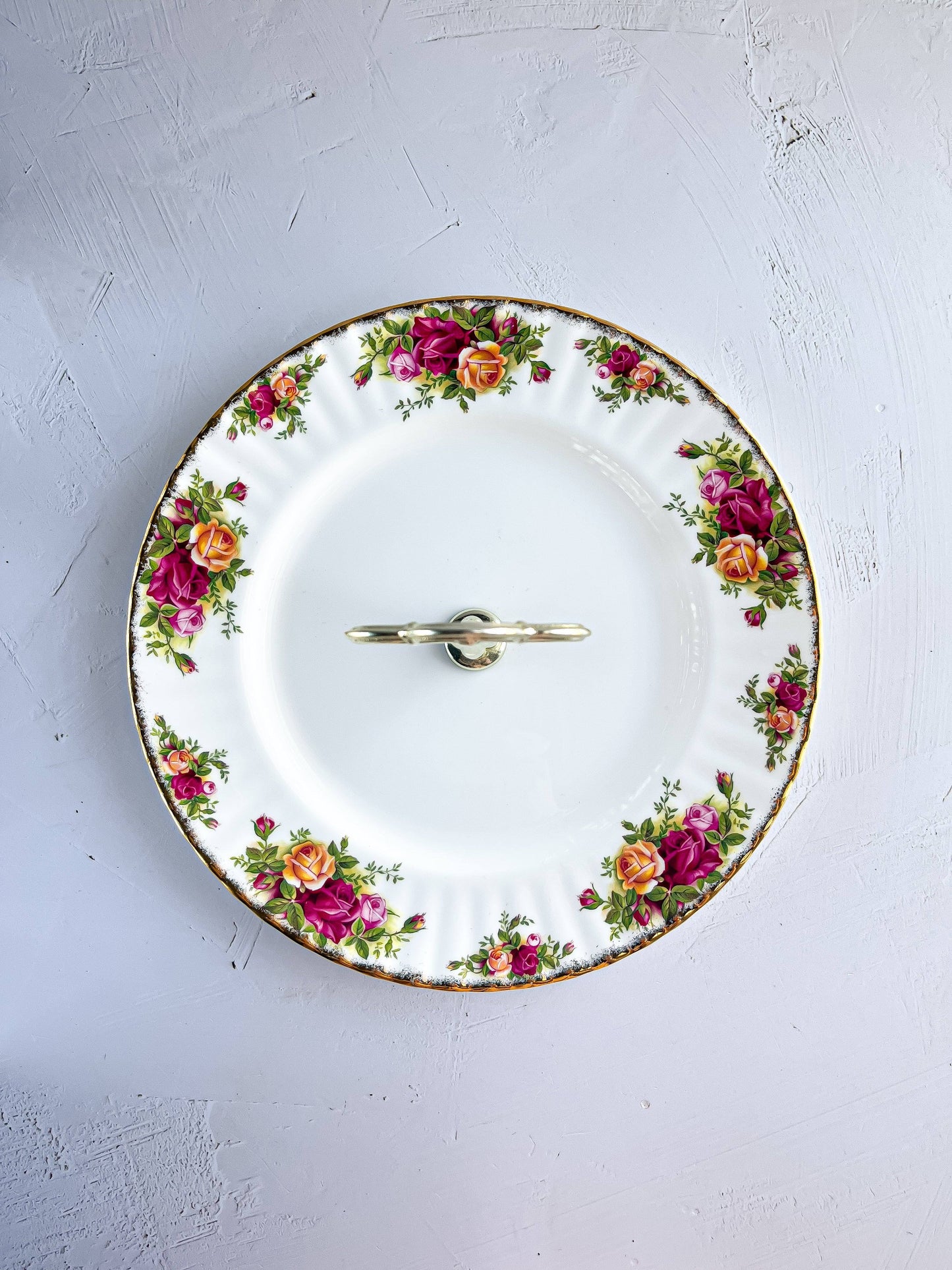 Royal Albert Round Serving Plate with Handle - ‘Old Country Roses’ Collection - SOSC Home