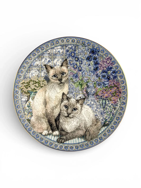 Front view of Royal Worcester Tweedledee and Tweedledum fine bone china collector plate featuring two Siamese cats by Sue Scullard.