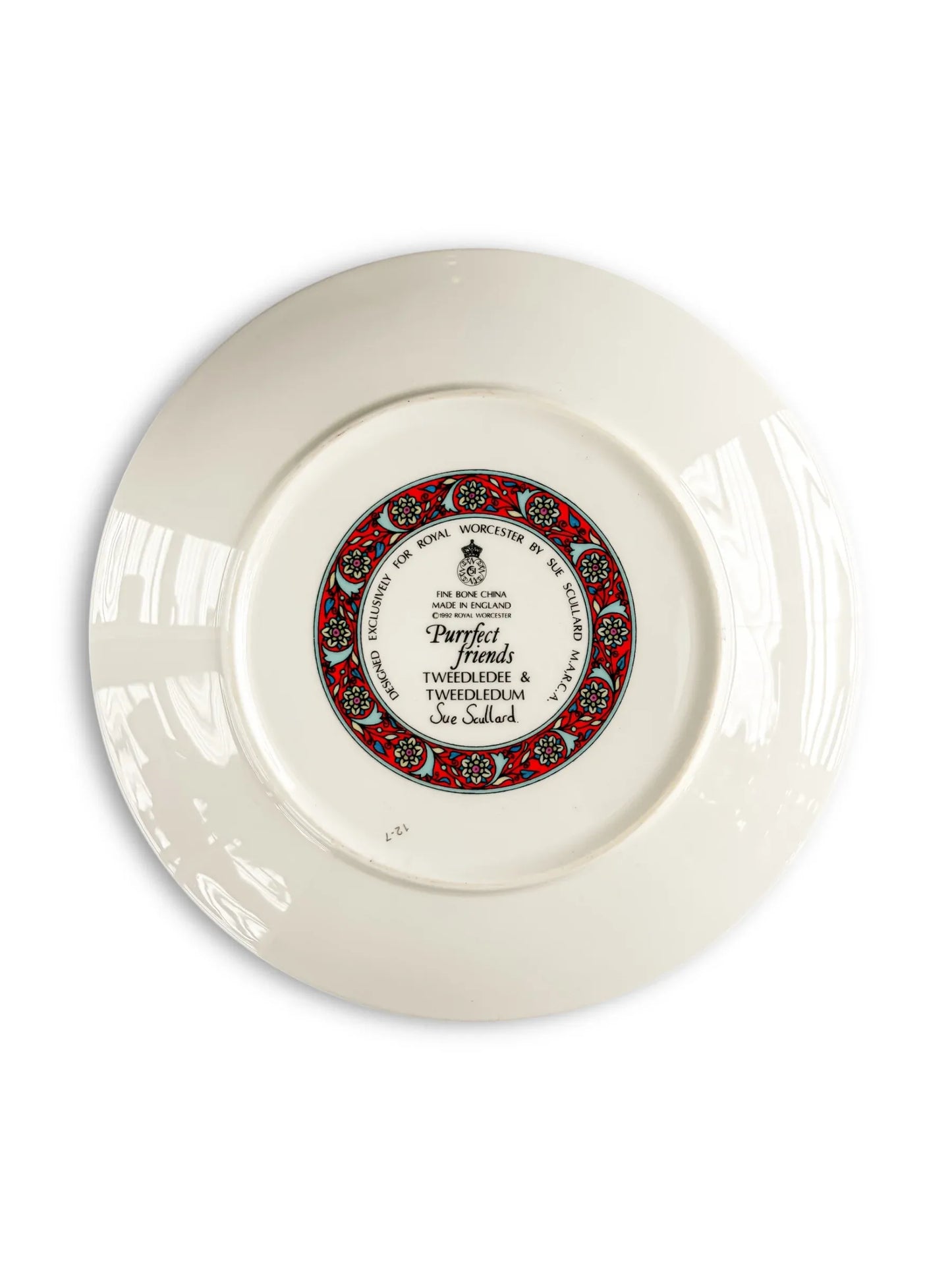 Backstamp of Royal Worcester Purrfect Friends series plate dated 1992 showing Sue Scullard signature and fine bone china mark.
