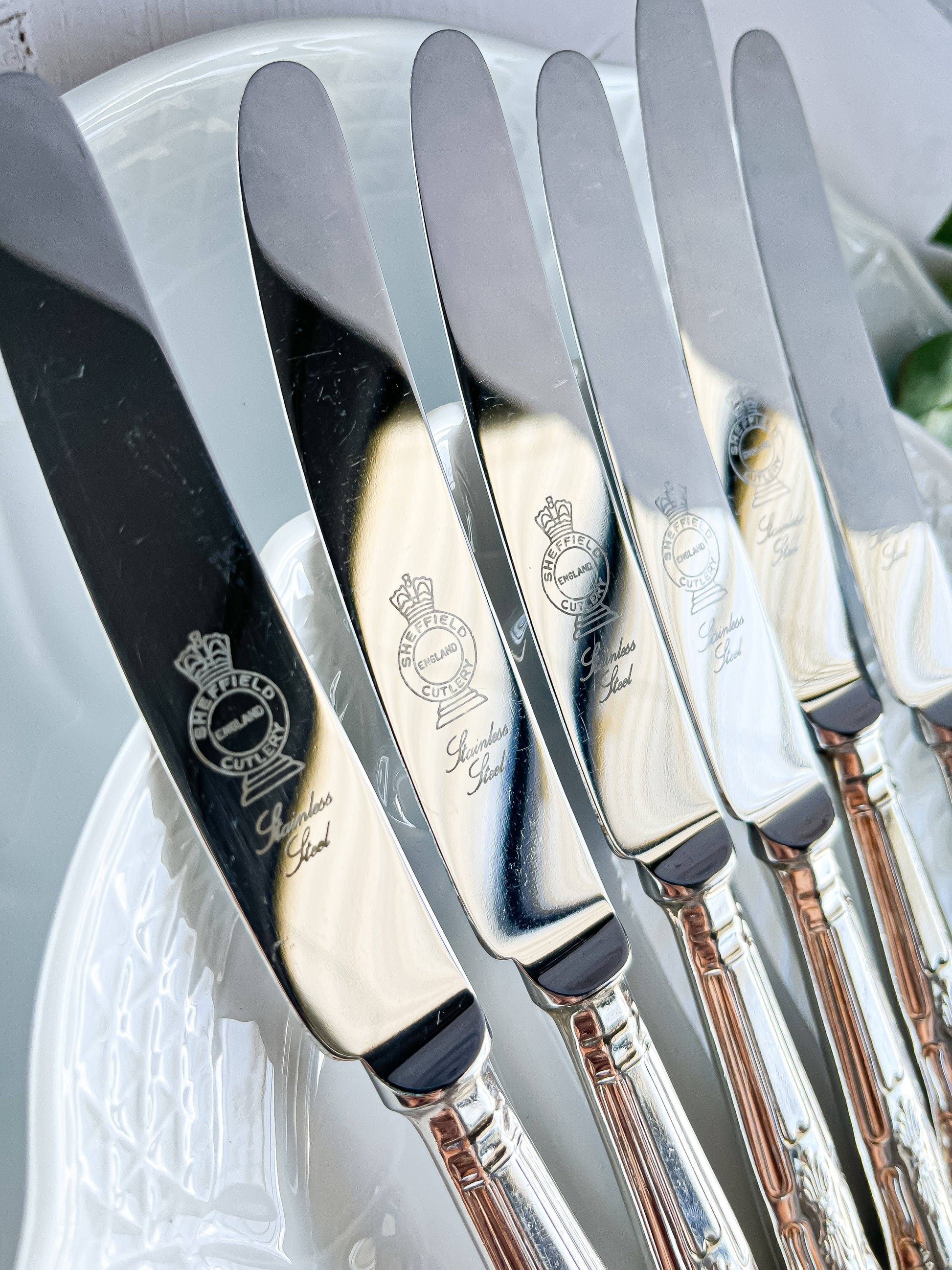 Sheffield Cutlery Co. Set of 6 Luncheon Knives - ‘Kings’ Pattern - SOSC Home