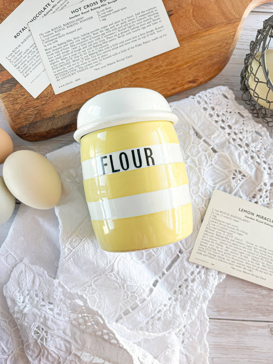 T.G. Green & Co Cornishware Yellow Flour Shaker - ‘Sunlit Yellow’ - SOSC Home