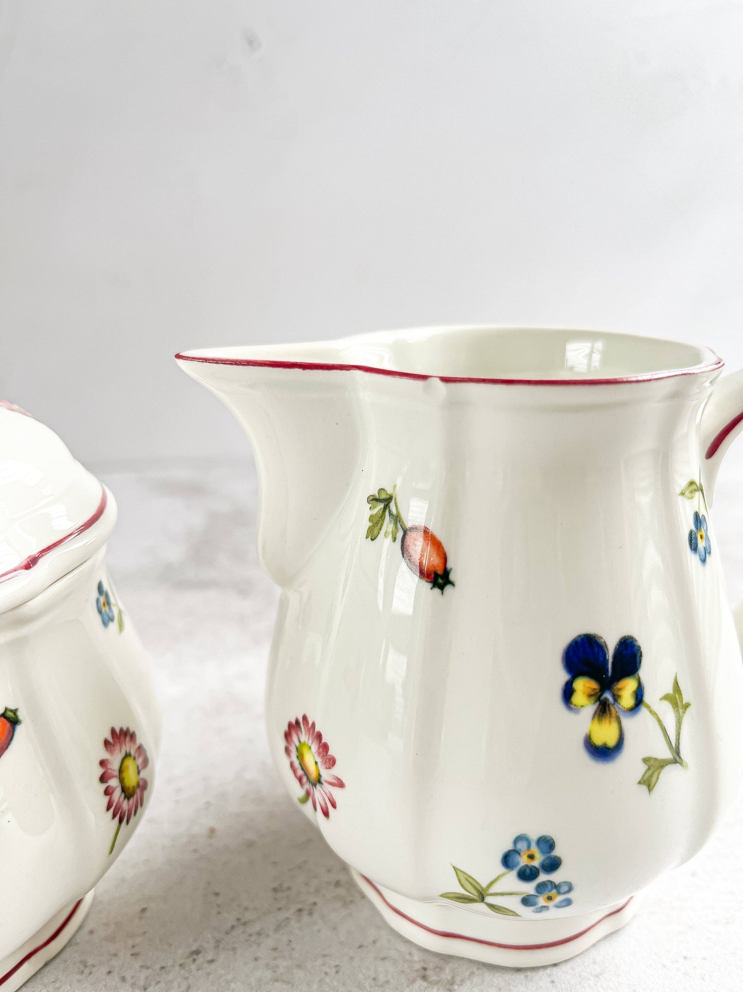 Villeroy & Boch Creamer and Sugar Bowl with Lid Set – ‘Petite Fleur’ Collection - SOSC Home