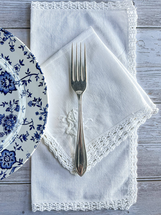 Viners of Sheffield Luncheon Fork - Outlined Pattern - SOSC Home