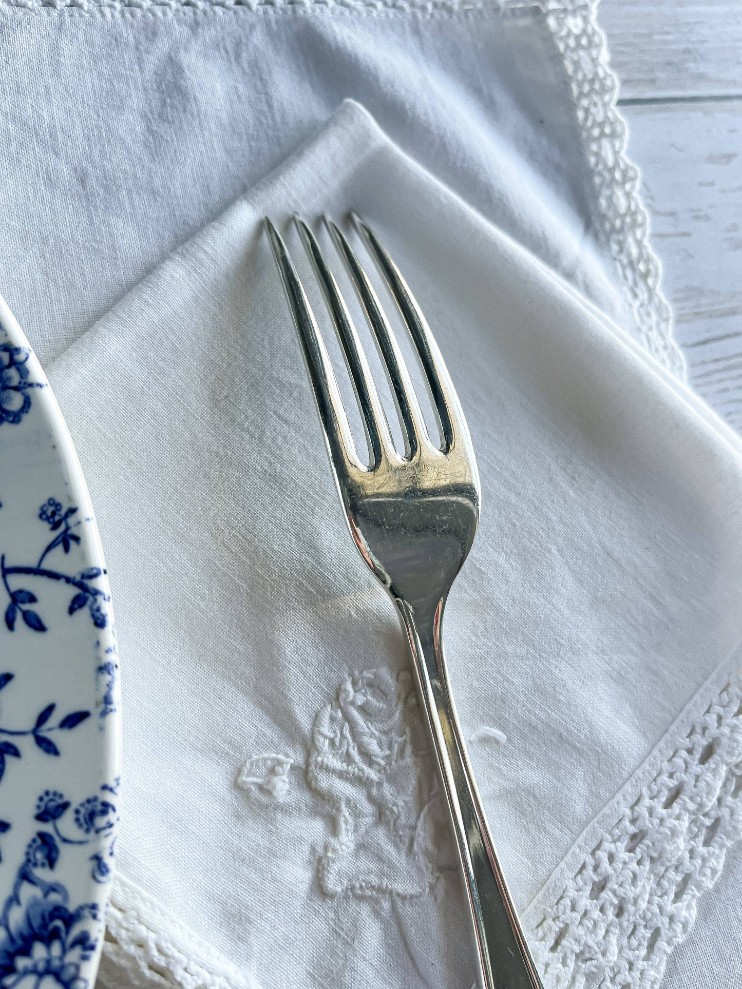 Viners of Sheffield Set of 6 Dinner Forks - Outlined Pattern - SOSC Home