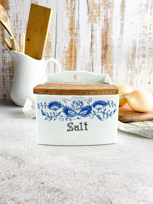 Vintage Ceramic Salt Cellar - Blue Onion Pattern - SOSC Home