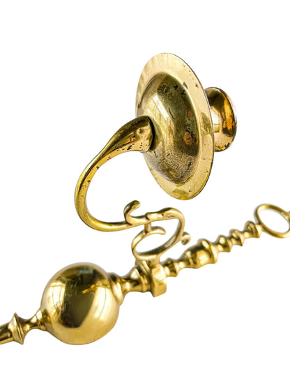 Vintage Solid Brass Wall Sconce with Swan Motif - SOSC Home