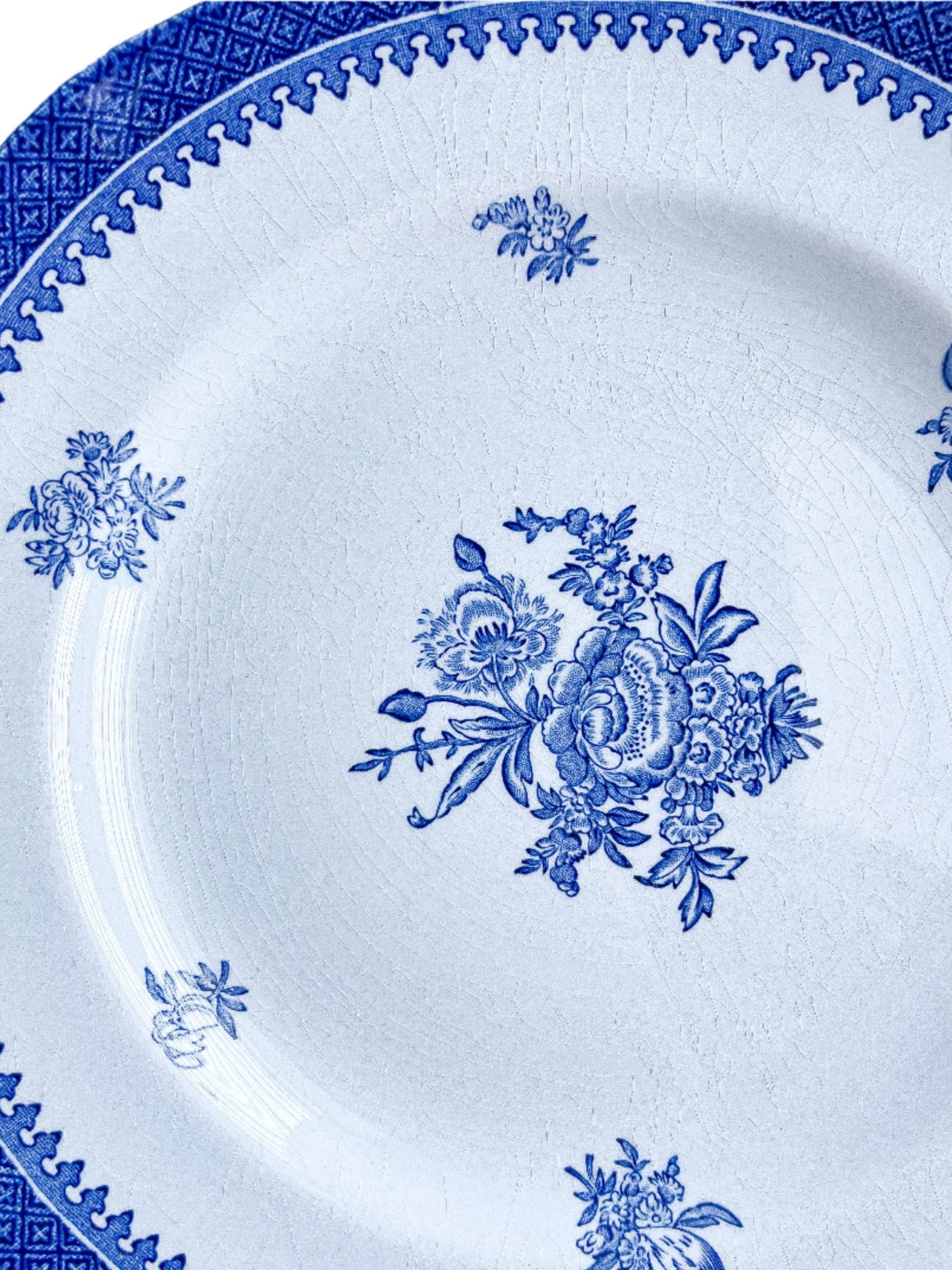 Wedgwood Luncheon Plate - ‘Mount Vernon’ Collection in Blue